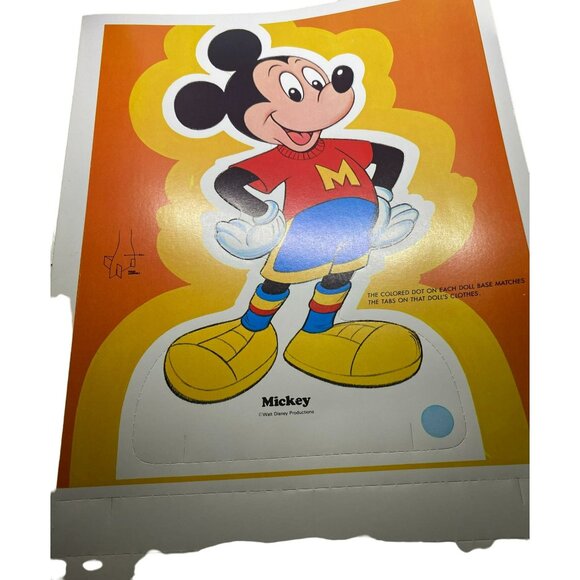 Vintage 1983 Walt Disney Mickey & Minnie Paper Doll Book - Picture 4 of 7